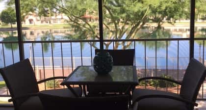 Beautiful Lakefront Condo with Amazing Views!