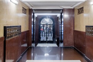 Interior - Penthouse in Centro Historico with 2 Bedroom/2 Bathroom & Private Terrace (Centro)