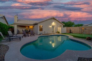 Pool - Executive Pool Home in Gilbert! 30 Night Min (Gilbert)