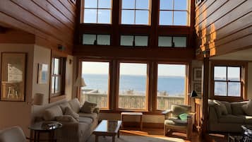 TV, DVD player, table tennis, books