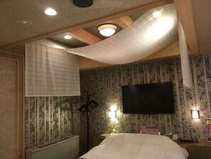 Standard Double Room, 1 Queen Bed | Free WiFi, bed sheets