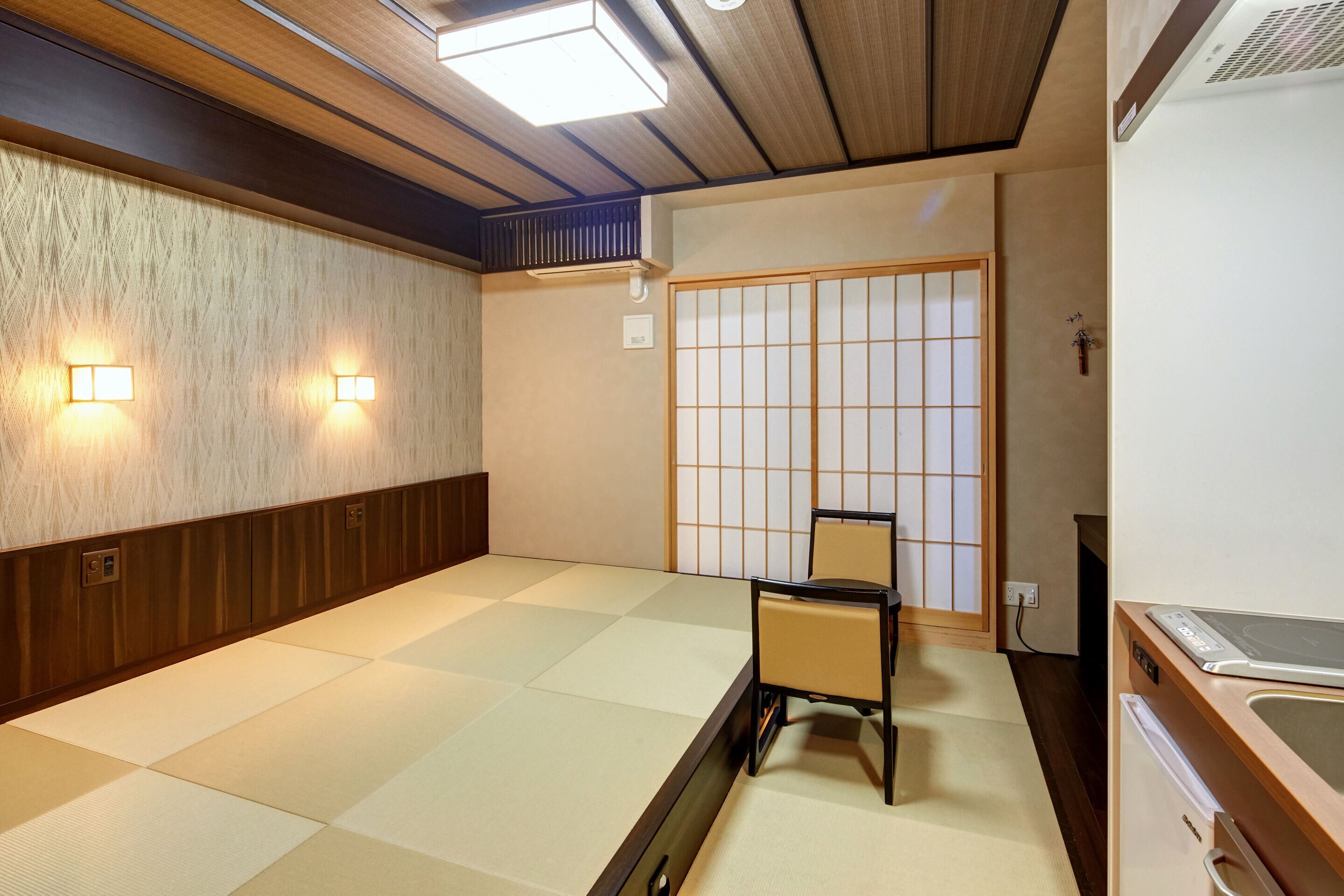 triple room (rikyu) | 1 bedroom, in-room safe, desk, free wifi
