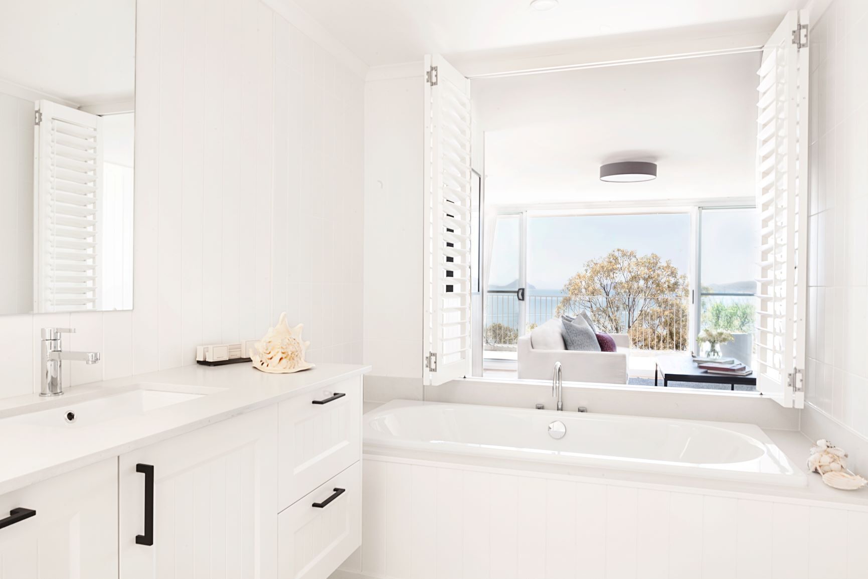 classic penthouse, bathtub, bay view | 1 bedroom, desk, laptop workspace, free wifi