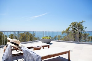 클래식 펜트하우스, 욕조, 베이 전망 | 책상, 노트북 작업 공간, 무료 WiFi, 침대 시트