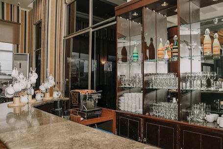 Bar (en la propiedad)