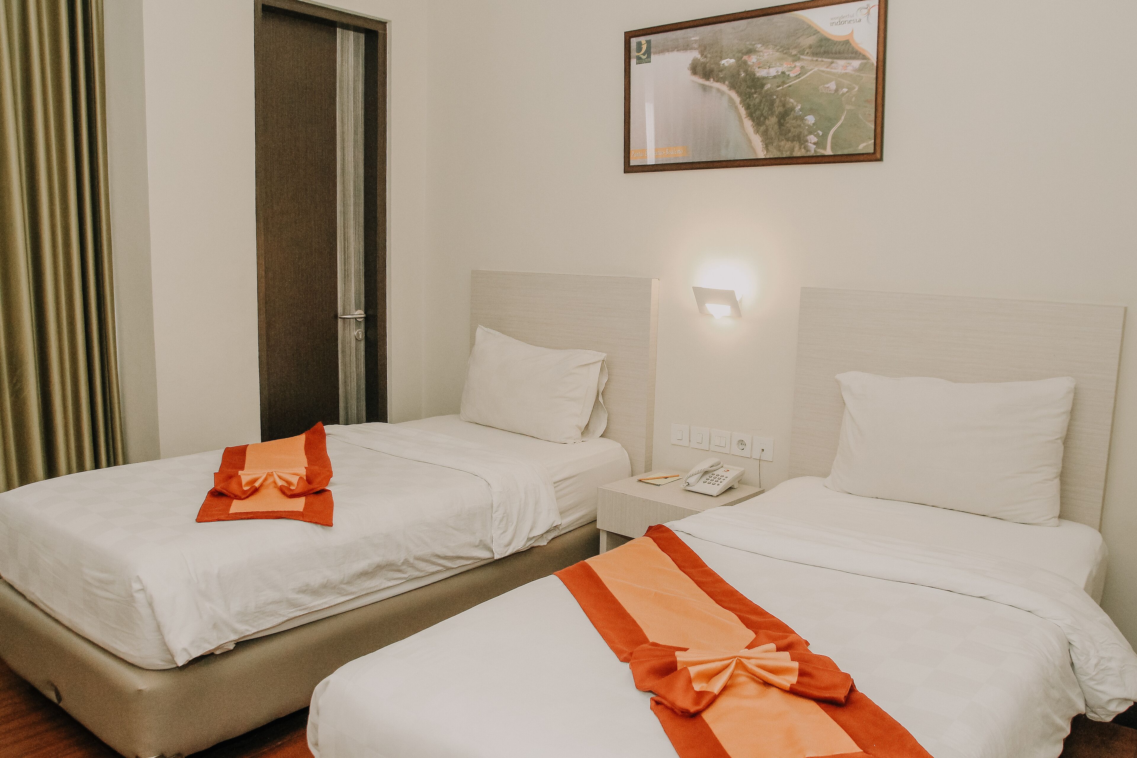 슈피리어 트윈룸 | 책상, 무료 WiFi, 침대 시트