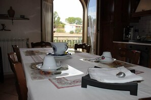 Desayuno buffet incluido todos los días