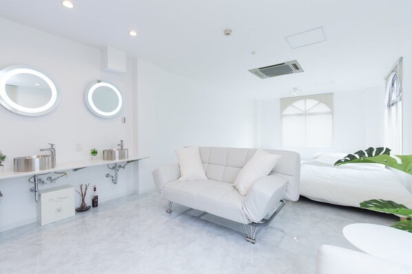 Free WiFi - TRIBE HOTEL 5F (Osaka)