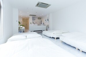 Free WiFi - TRIBE HOTEL 5F (Osaka)