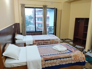 Standard Twin Room | Egyptian cotton sheets, premium bedding, down duvets, pillow-top beds - The Mountain House (Pokhara)