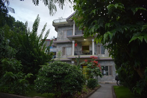 Exterior - The Mountain House (Pokhara)