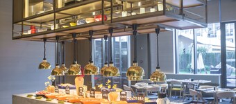 The QUBE Hotel Shanghai Sanjiagang