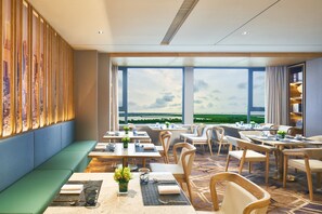 Executive lounge - The QUBE Hotel Shanghai Sanjiagang (Shanghai)