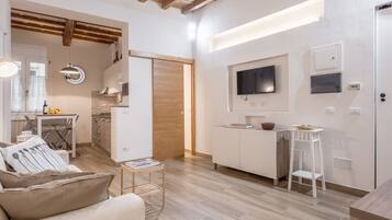 Comfort Apartment, 1 Bedroom, Non Smoking | Living area | Flat-screen TV