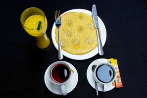 Daily full breakfast for a fee