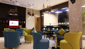 Lobby sitting area - Echarm Hotel Kecun Pazhou (Guangzhou)