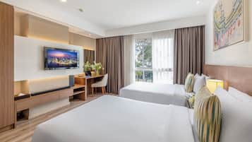 Estúdio luxo, várias camas, vista para a cidade | Vista do quarto