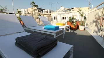 Sundeck
