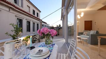 Deluxe Suite (P1 / P2) | Terrace/patio