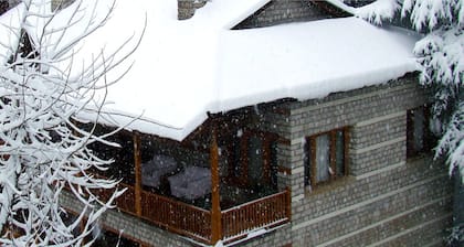 Hotel Sidharth Regency