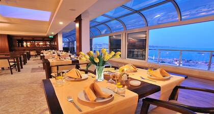 Pelikan Otel