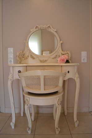 Interior detail - Villa Elena (Agios Nikolaos)