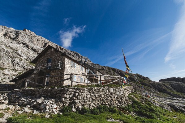 Exterior - Rifugio Mulaz (Falcade)