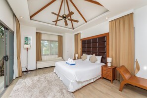 3 bedrooms, Egyptian cotton sheets, premium bedding, in-room safe - Villa Bond (Rawai)