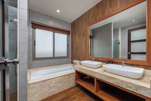 Bathroom - Villa Bond (Rawai)