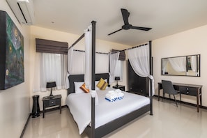 3 bedrooms, premium bedding, Select Comfort beds, in-room safe