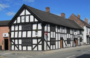 Exterior - Nantwich Apartments (Nantwich)