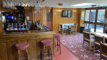 Bar (en el alojamiento)