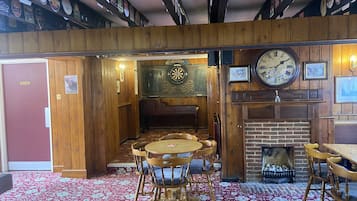 Bar (in der Unterkunft)