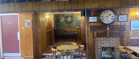 酒吧(店内)