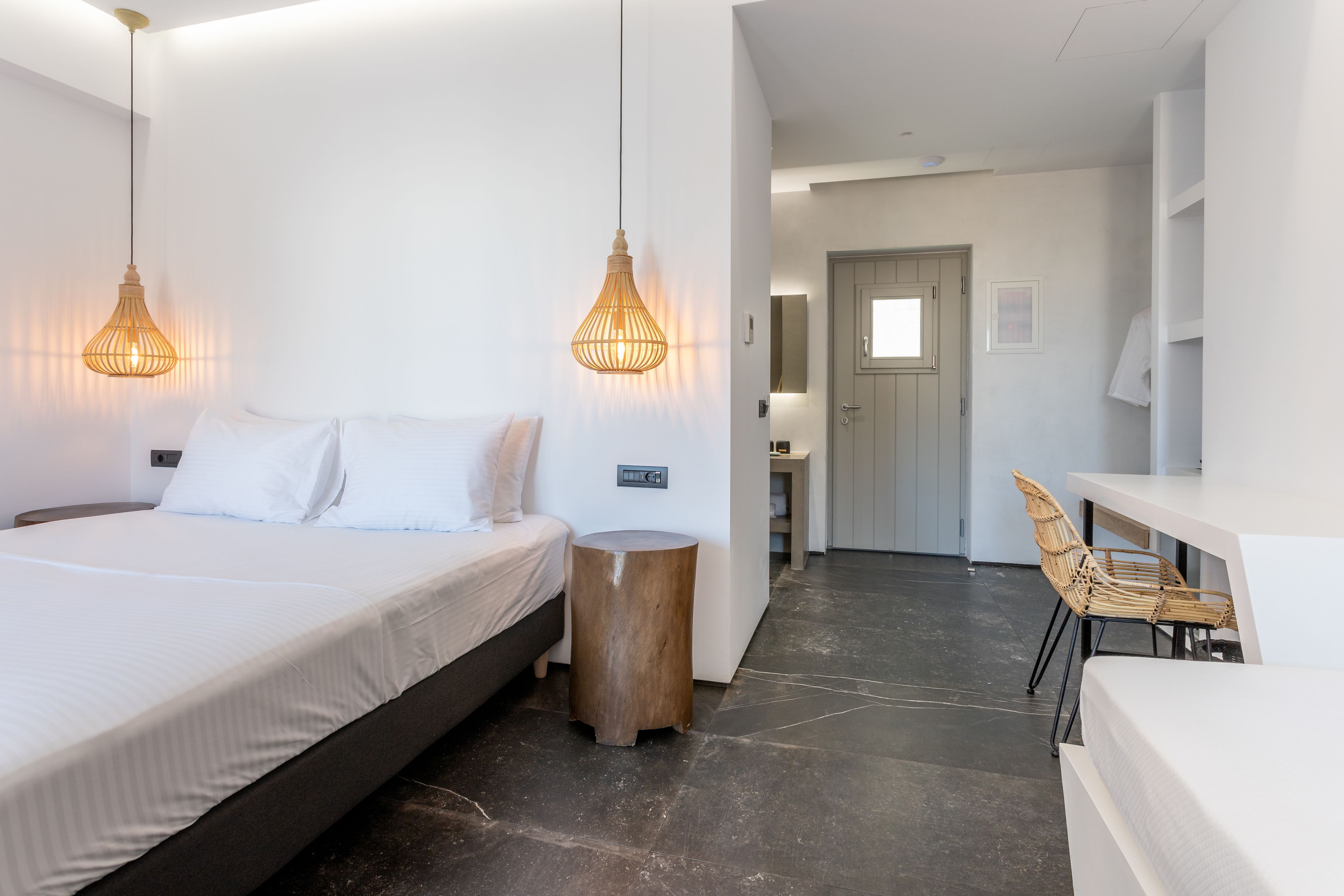 premium bedding, in-room safe, desk, soundproofing