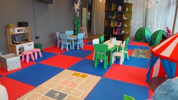 Children’s play area – indoor