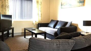 Royle House | Living room | Flat-screen TV