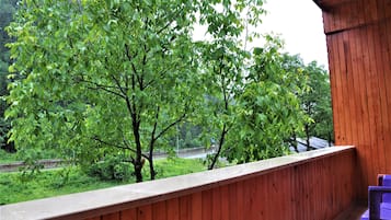 Departamento estándar, cocineta | Balcón