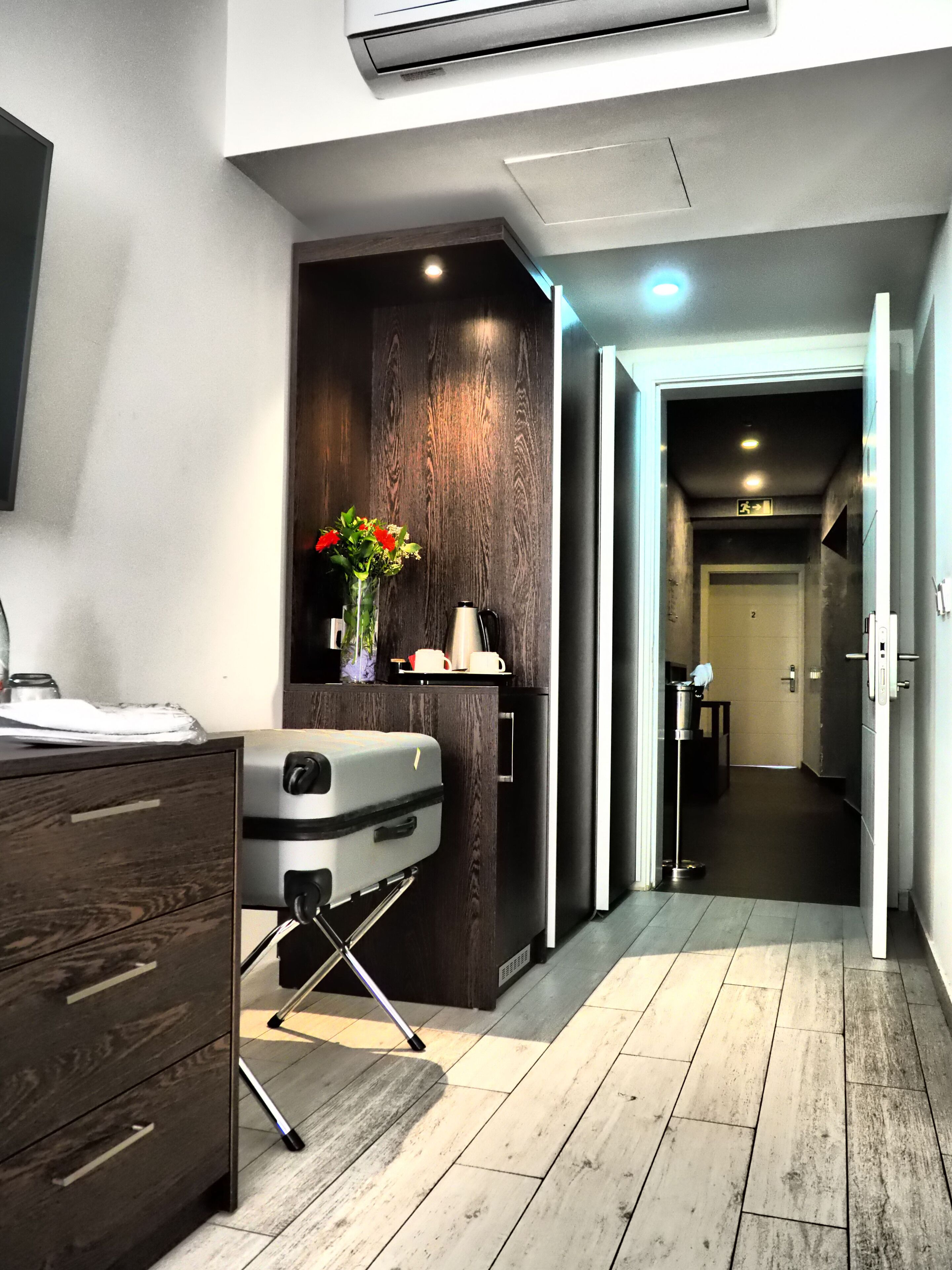 comfort double room | street view