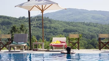 Piscine extérieure