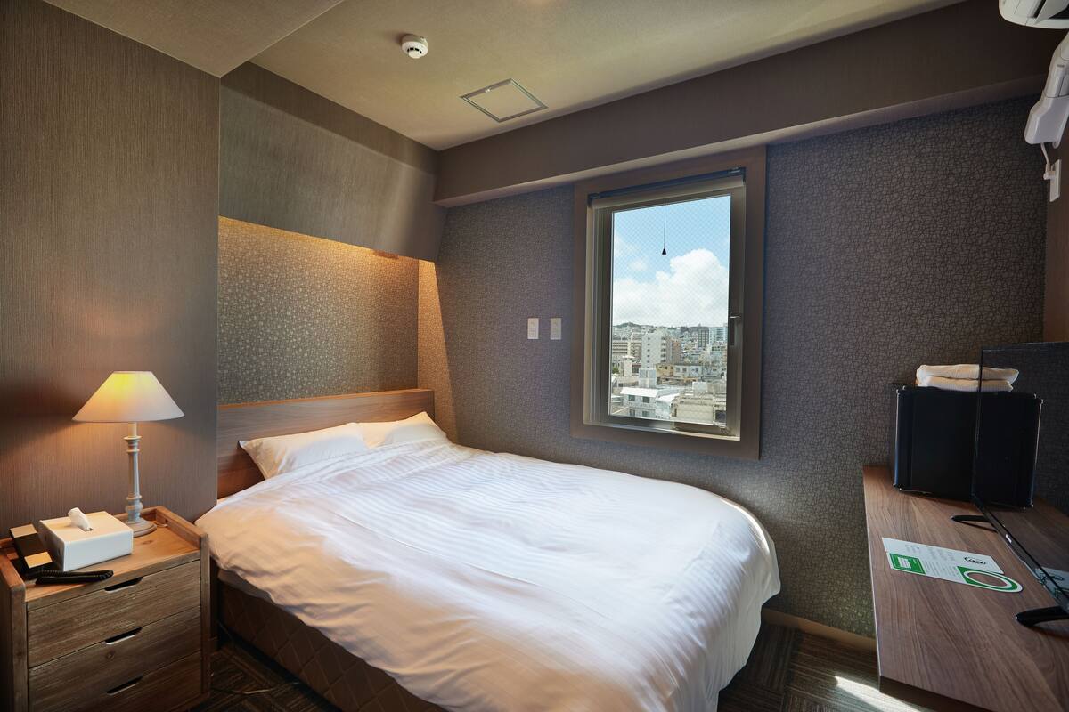 Habitación doble económica | Wifi gratis y ropa de cama