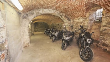 Self parking (EUR 20 per night)