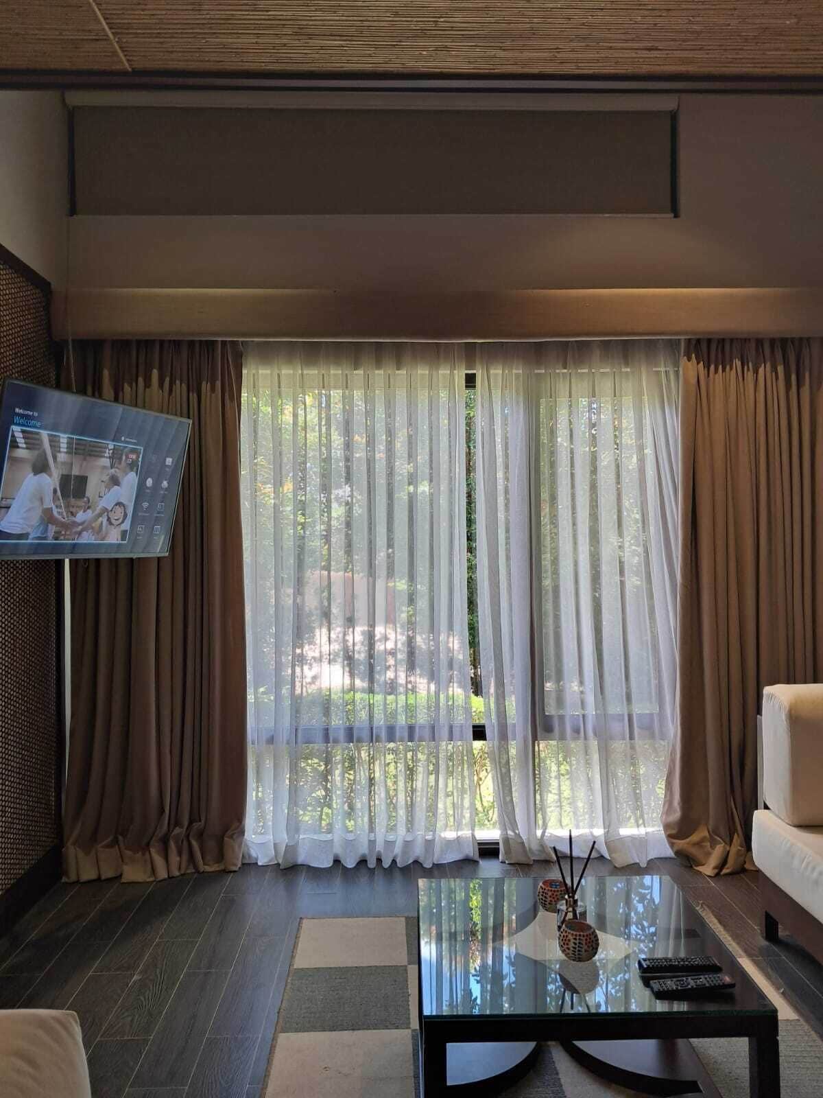 presidential suite | living area | 32-inch led tv with cable channels