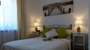 Apartemen | 1 kamar tidur, tirai kedap cahaya, dan setrika/meja setrika