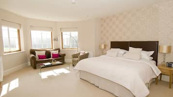 Double Room, Bathtub | Free WiFi