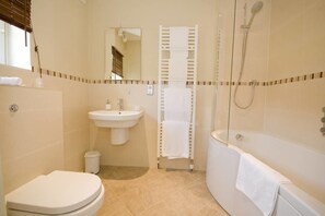 Doppelzimmer | Badezimmer