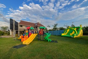 Children's play area - outdoor - Ciala Resort Hotels In Kisumu (Kisumu)