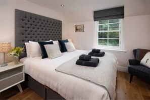 1 chambre, literie de qualité supérieure, bureau