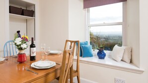 Dining - Glowry Cottage (Crieff)