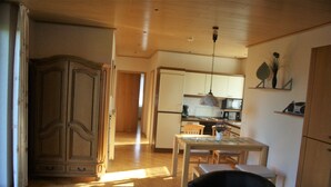 Unclassified image, 4 of 12, button - Ferienwohnung Schöttker (Porta Westfalica)